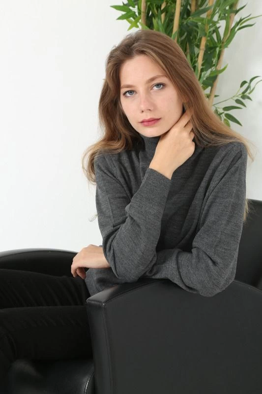 Luviroli Unisex Tam Boğazlı Balıkçı Yaka Dokuma Triko - Füme