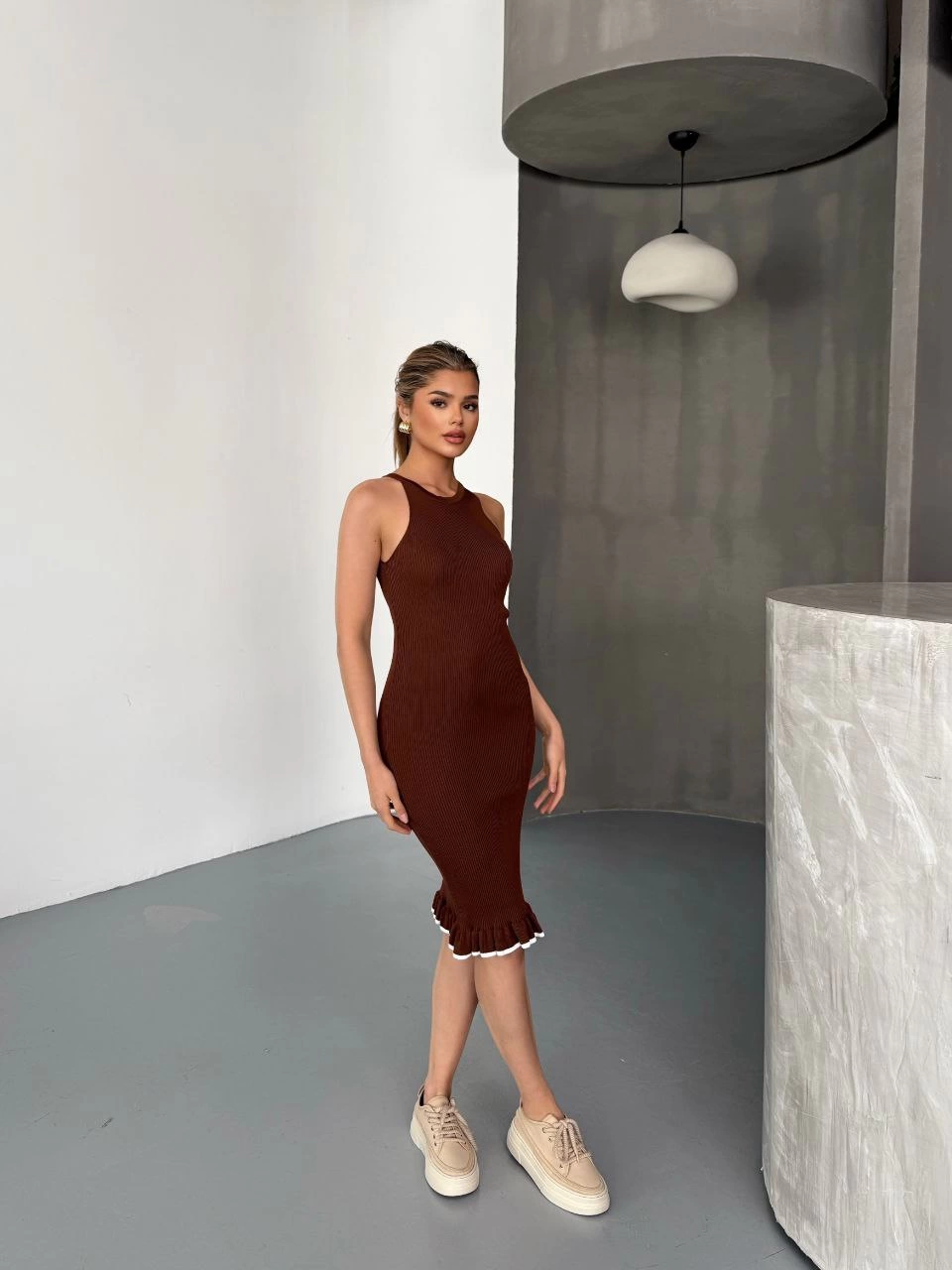 Luviroli Fırfır Detaylı Triko Elbise- Kahverengi