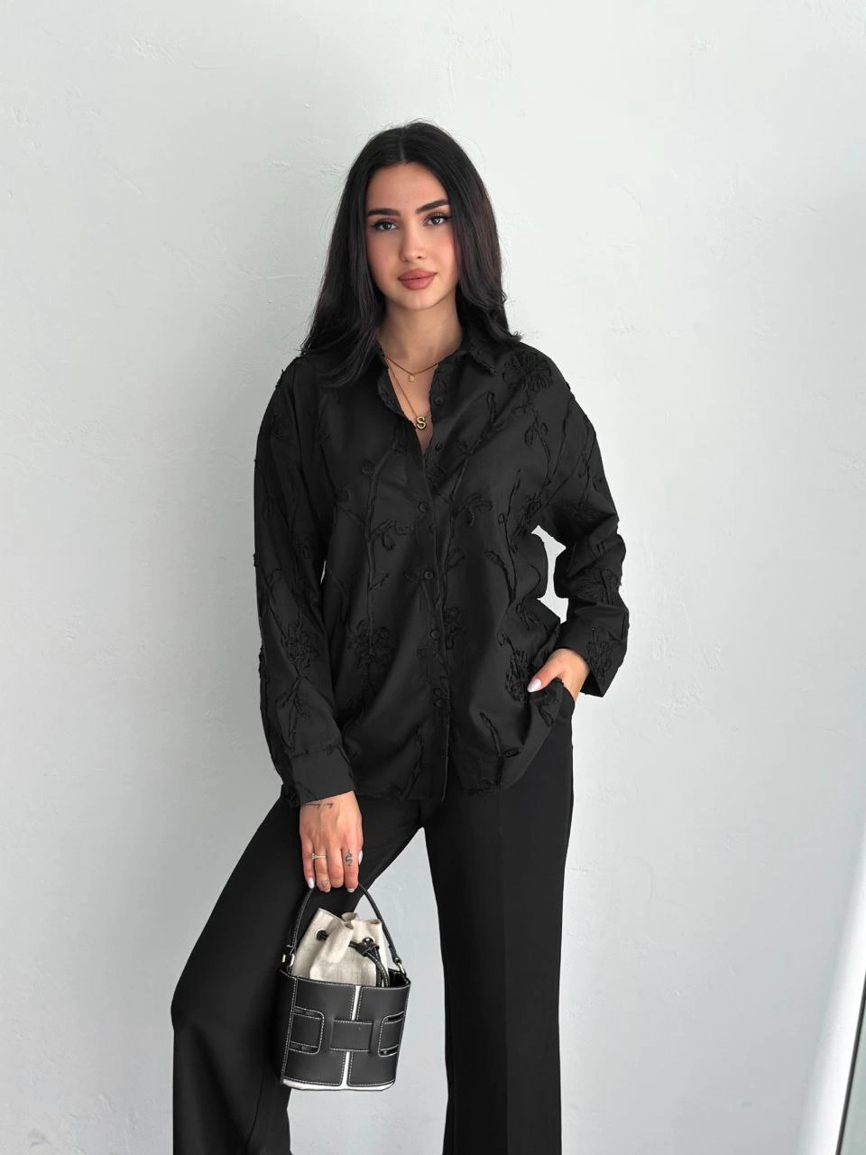 Luviroli Kadın Nakışlı Uzun Kollu Gömlek - Siyah