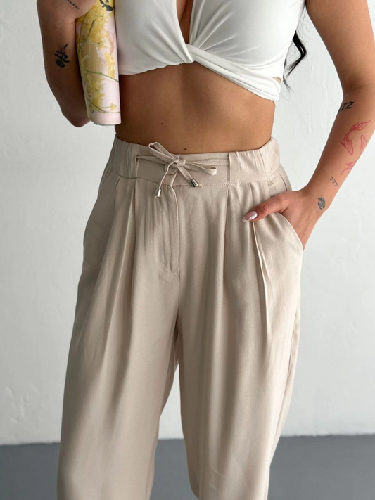 Luviroli Kadın Yüksel Bel Beli Bağcıklı Rahat Boru Paça Pantalon - Kırık Beyaz