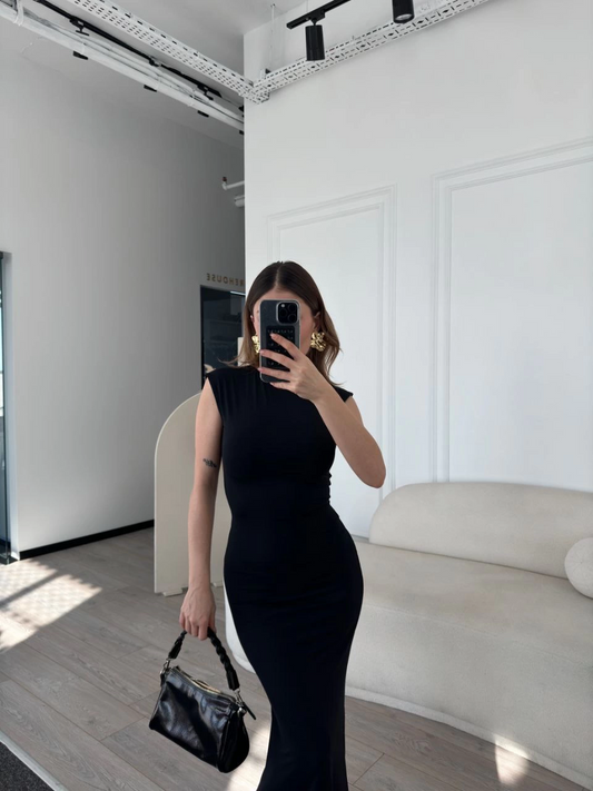 Luviroli Kolsuz Uzun Likralı Elbise - Siyah